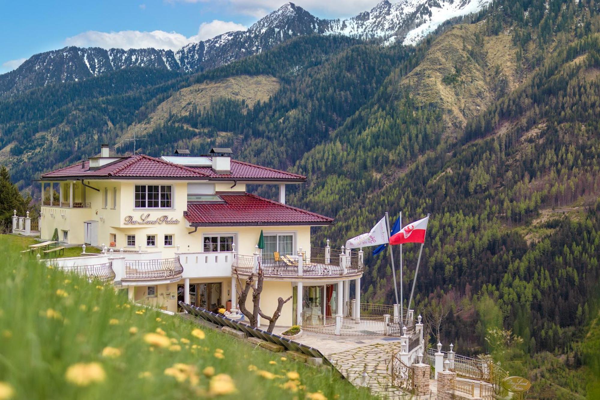 B&B Das Land-Palais - Private Mountain Hideaway セルヴァ・デイ・モリーニ エクステリア 写真