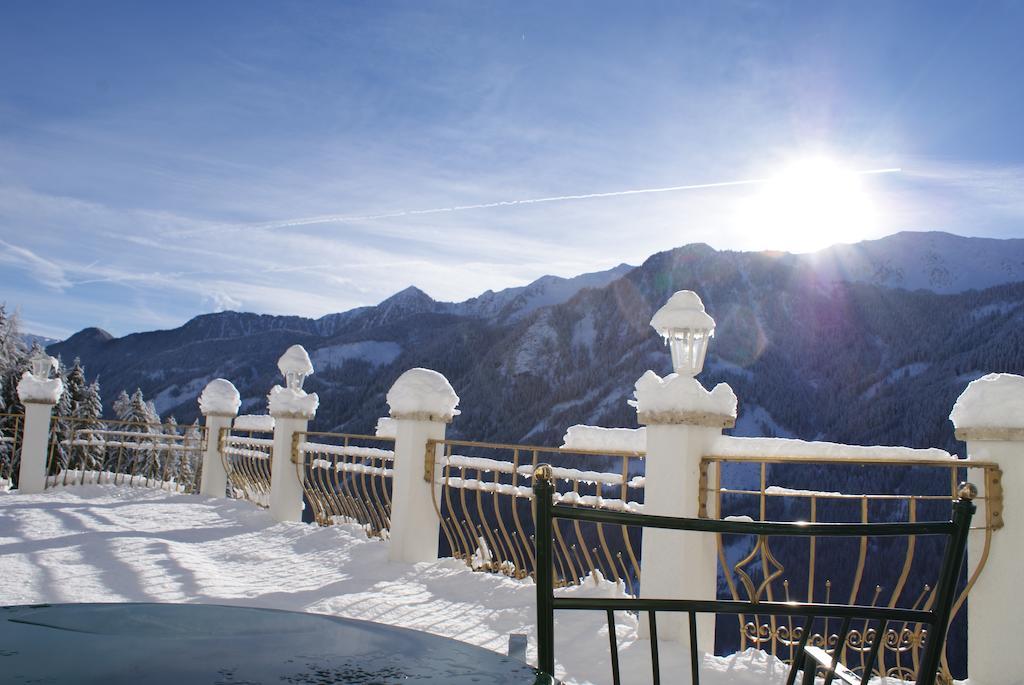 B&B Das Land-Palais - Private Mountain Hideaway セルヴァ・デイ・モリーニ エクステリア 写真